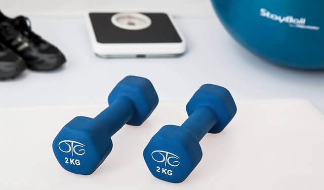 Hantle ze sklepu fitness